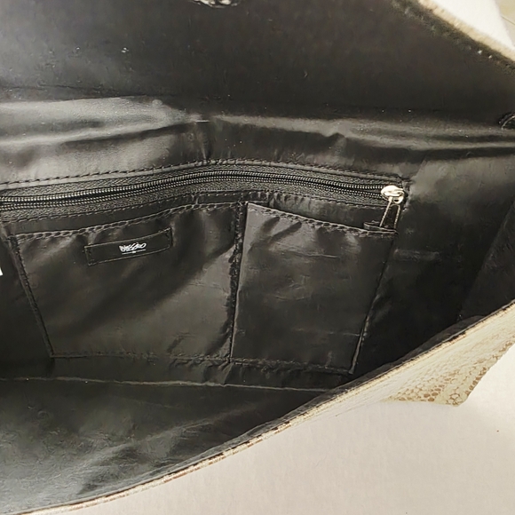 Mossimo Snakeskin Print Envelope Clutch - Picture 6 of 9